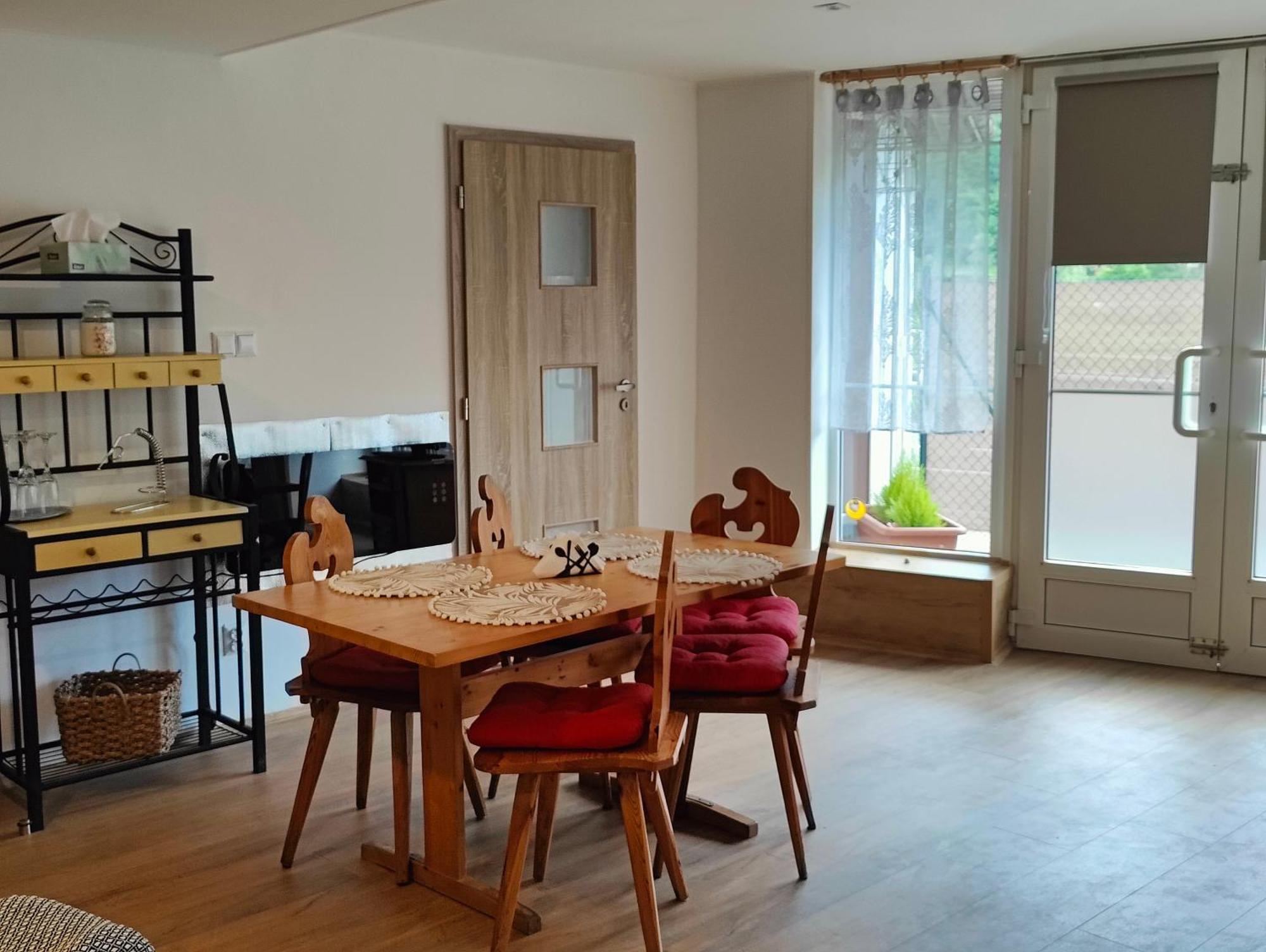 Apartman Hranice - Hřensko Exteriör bild
